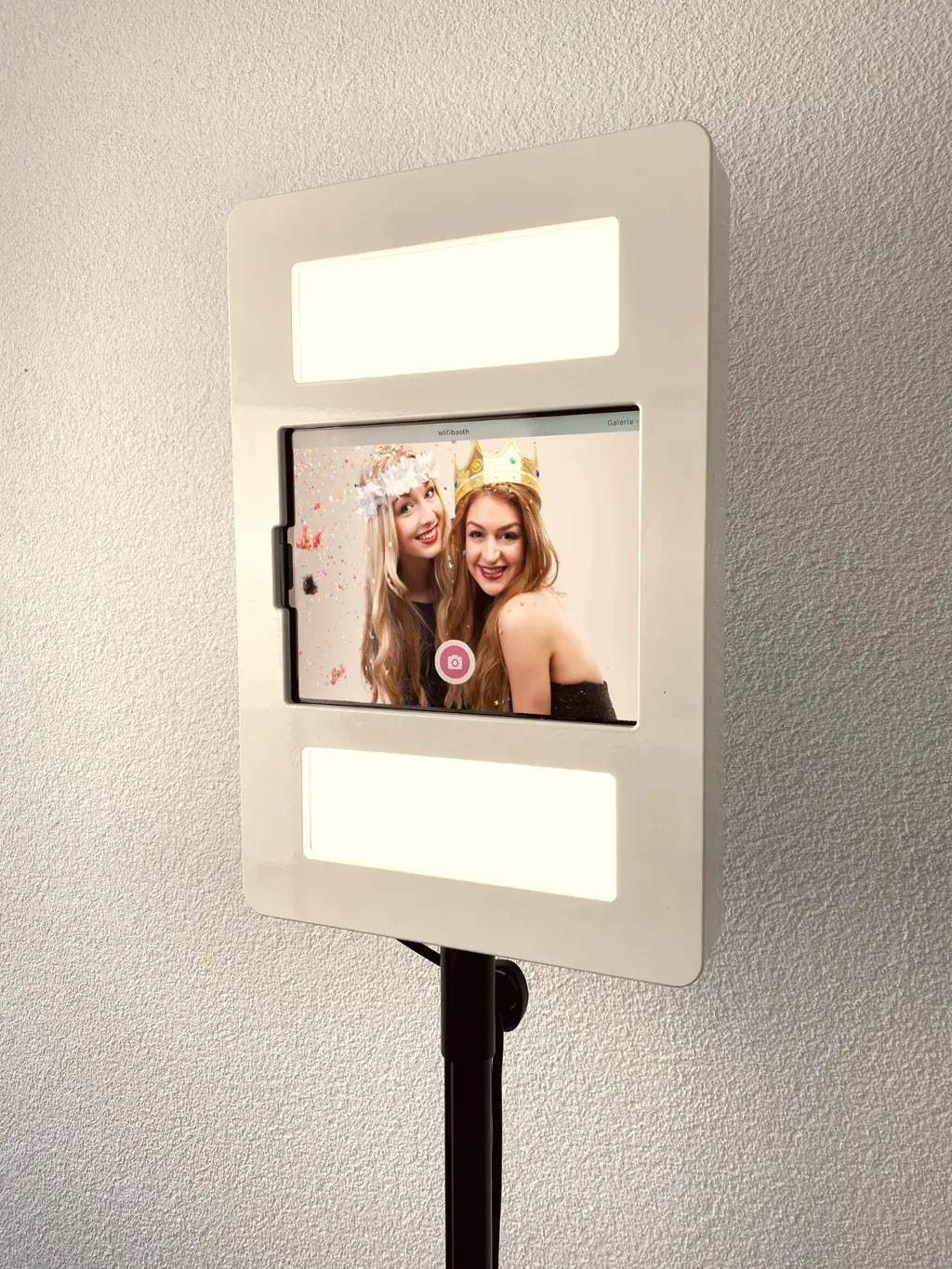 Fotobox mit Touchscreen bei Veranstaltung